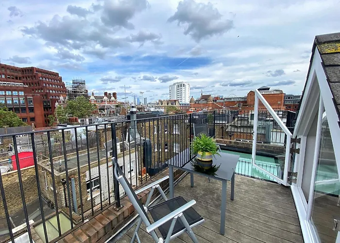 Soho Penthouse By Concept Apartments